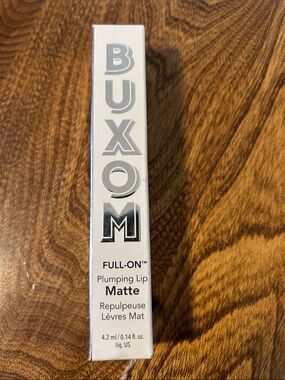 Buxom Lipstick Liquid Gloss hit the beach 4.2ml